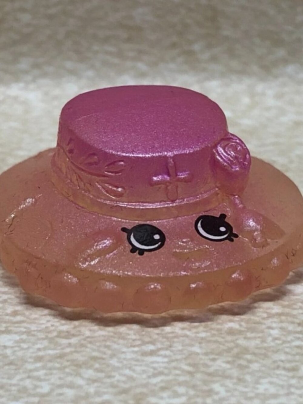EXCLUSIVE Series 8 Lost Luggage Caterina Hat Shopkins